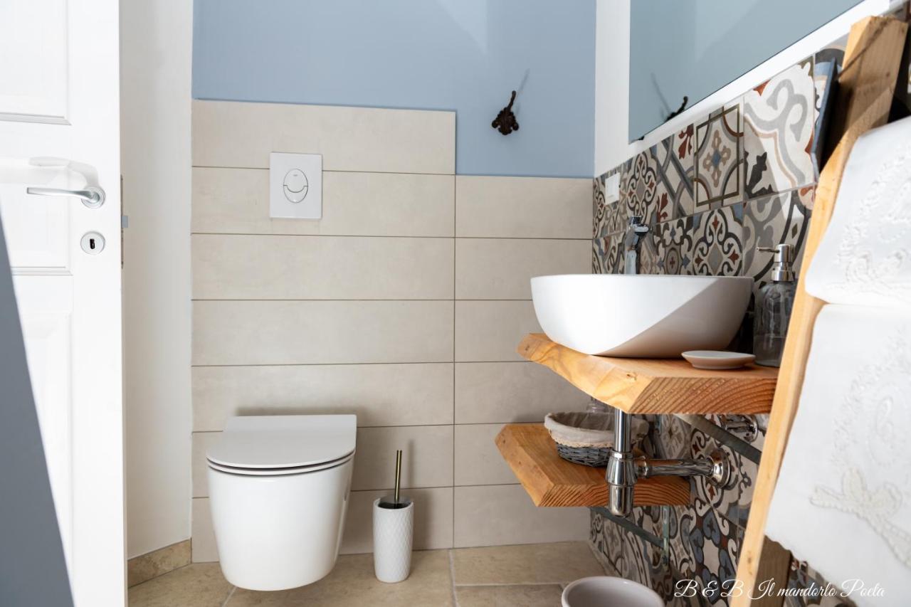 Il Mandorlo Poeta Bed & Breakfast Ostuni Exterior photo