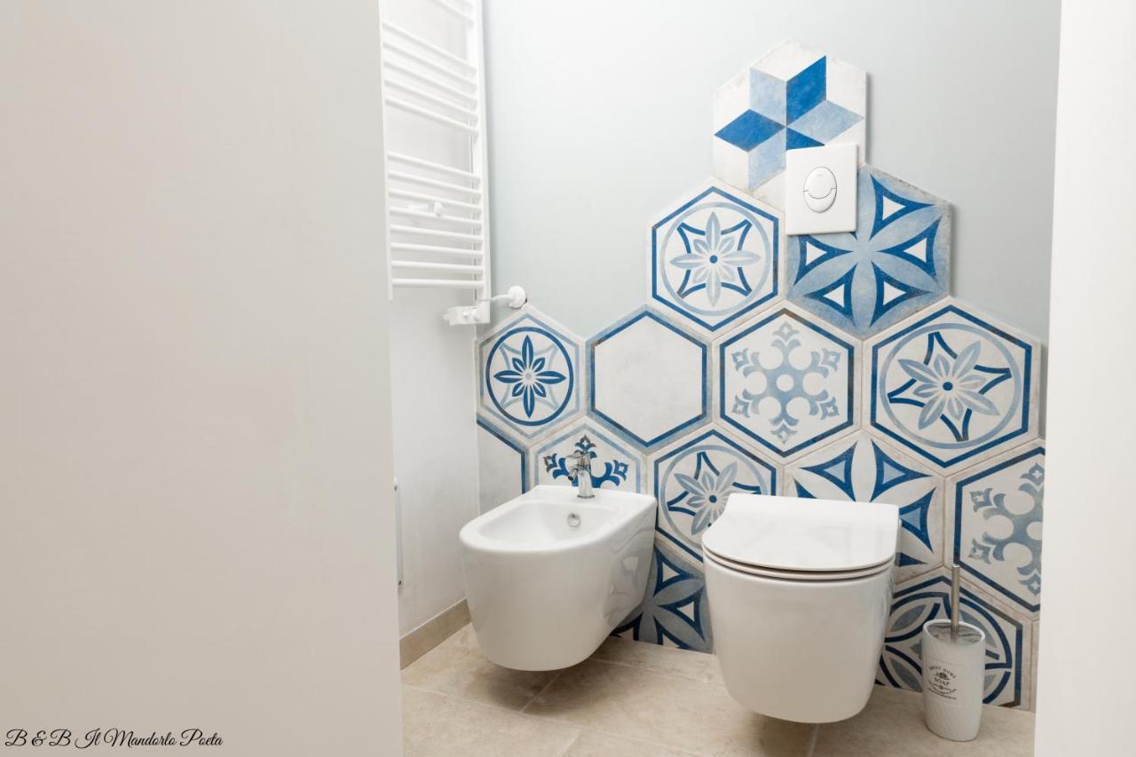Il Mandorlo Poeta Bed & Breakfast Ostuni Exterior photo